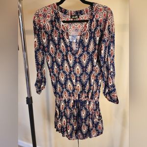 Dee Elle long sleeve pattern blouse with draw string